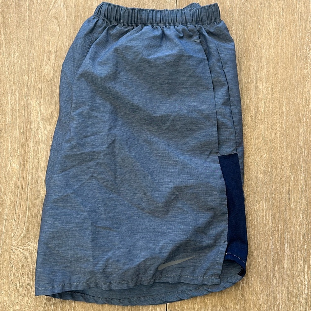 Men’s Nike dri-fit blue size medium shorts